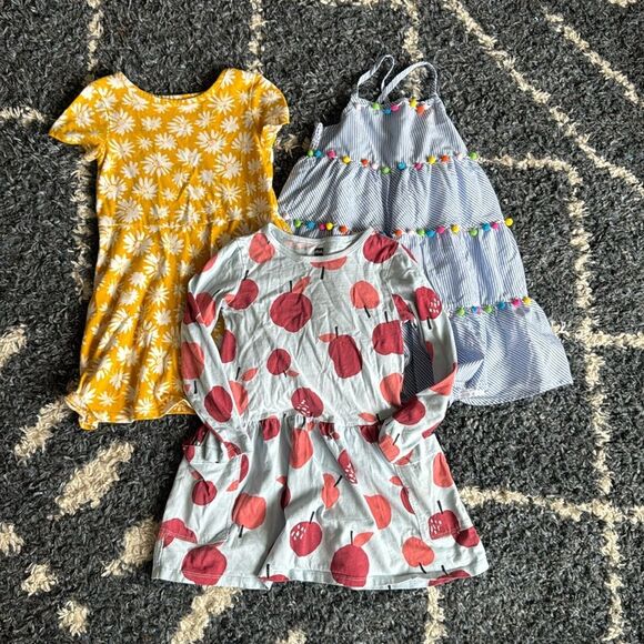 Bundle of 3 Girls Dresses - Picture 1 of 9